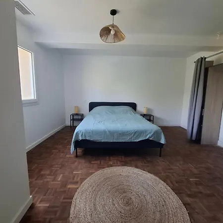 Du Petit Guilhem Montaut-Les-Crenaux