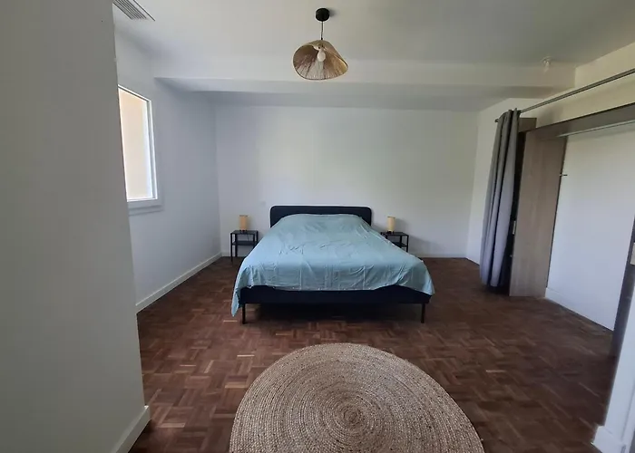 Du Petit Guilhem Montaut-Les-Crenaux